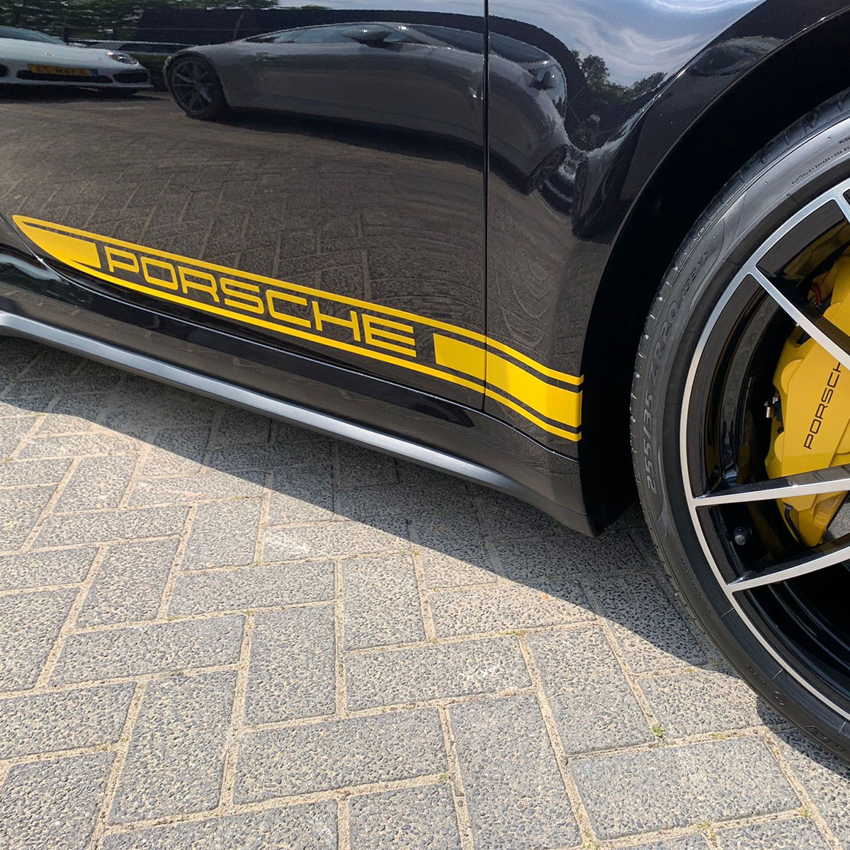 Porsche 911  Coupé  992 2019 Striping-doors